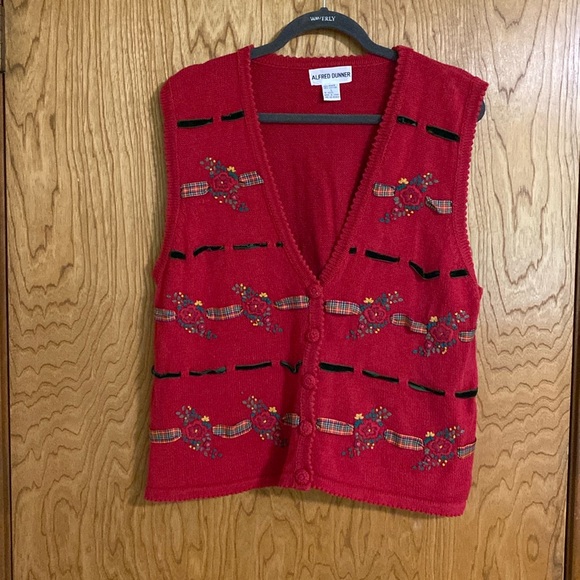 Alfred Dunner Jackets & Blazers - Alfred Dunner Large Christmas  Grannycore Teacher Vest Open knit Vintage Large
